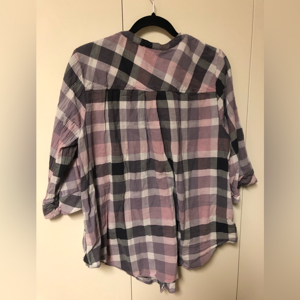 Torrid Top, 2 - Picture 2 of 4